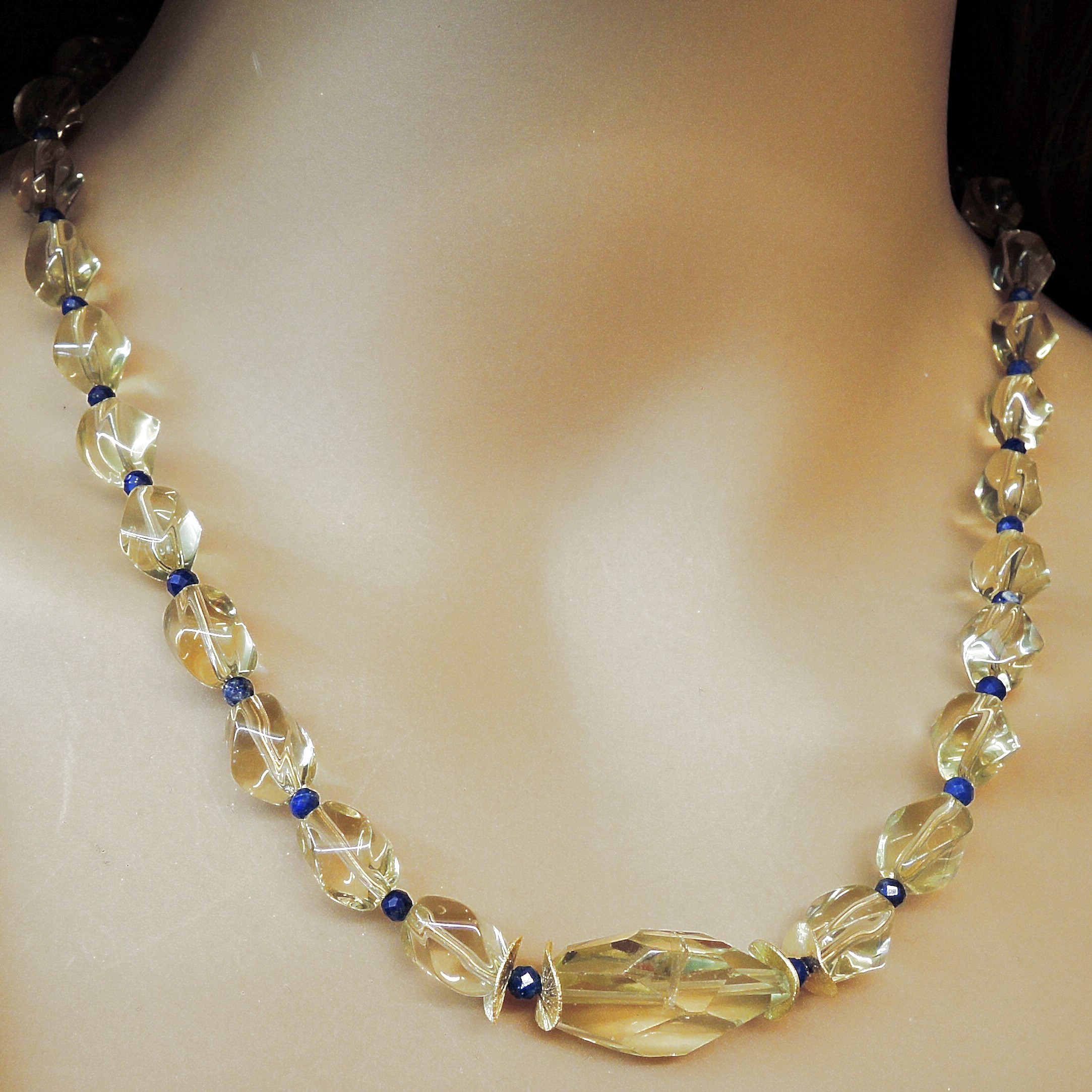 Edelsteinkette Lemon Quarz und Lapis